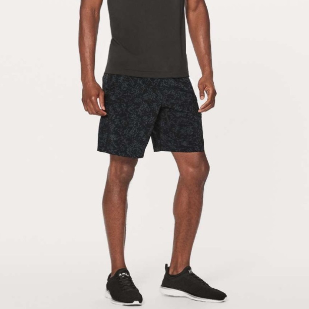 Lululemon Pace Breaker Short 9" Transmission Darkside Black - Picture 1 of 12